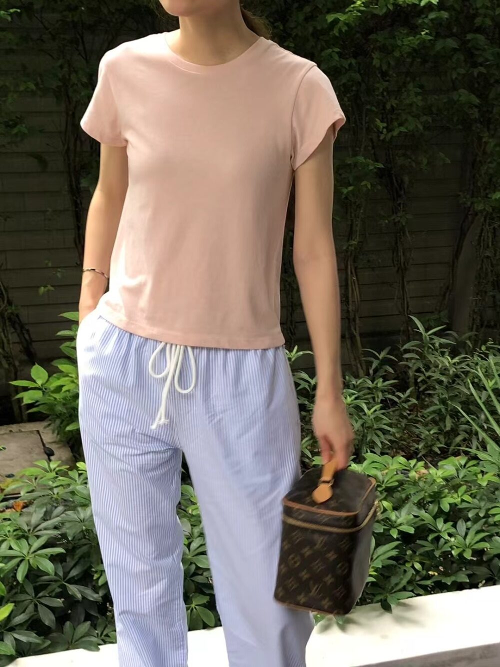 超舒服百搭莫代爾棉料上衣