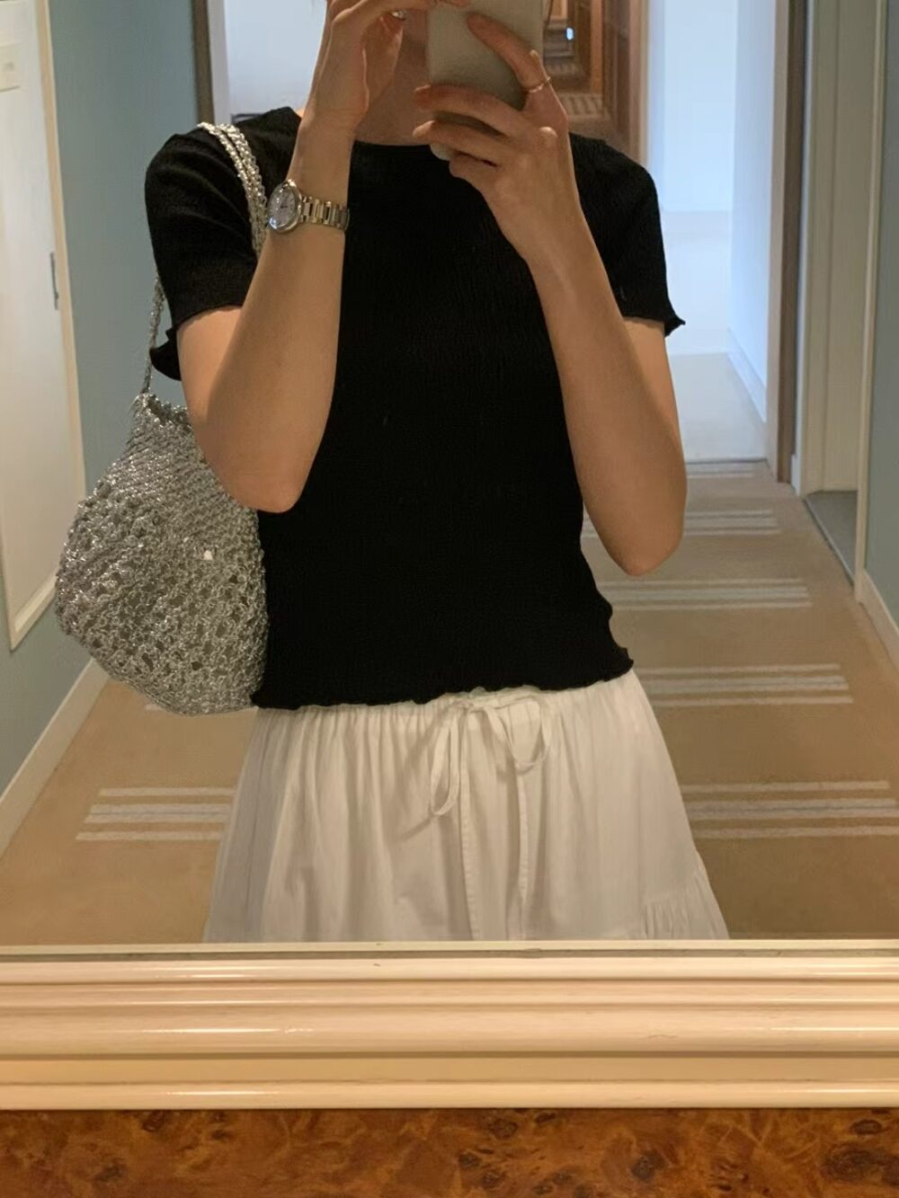 紋理感木耳邊素色上衣